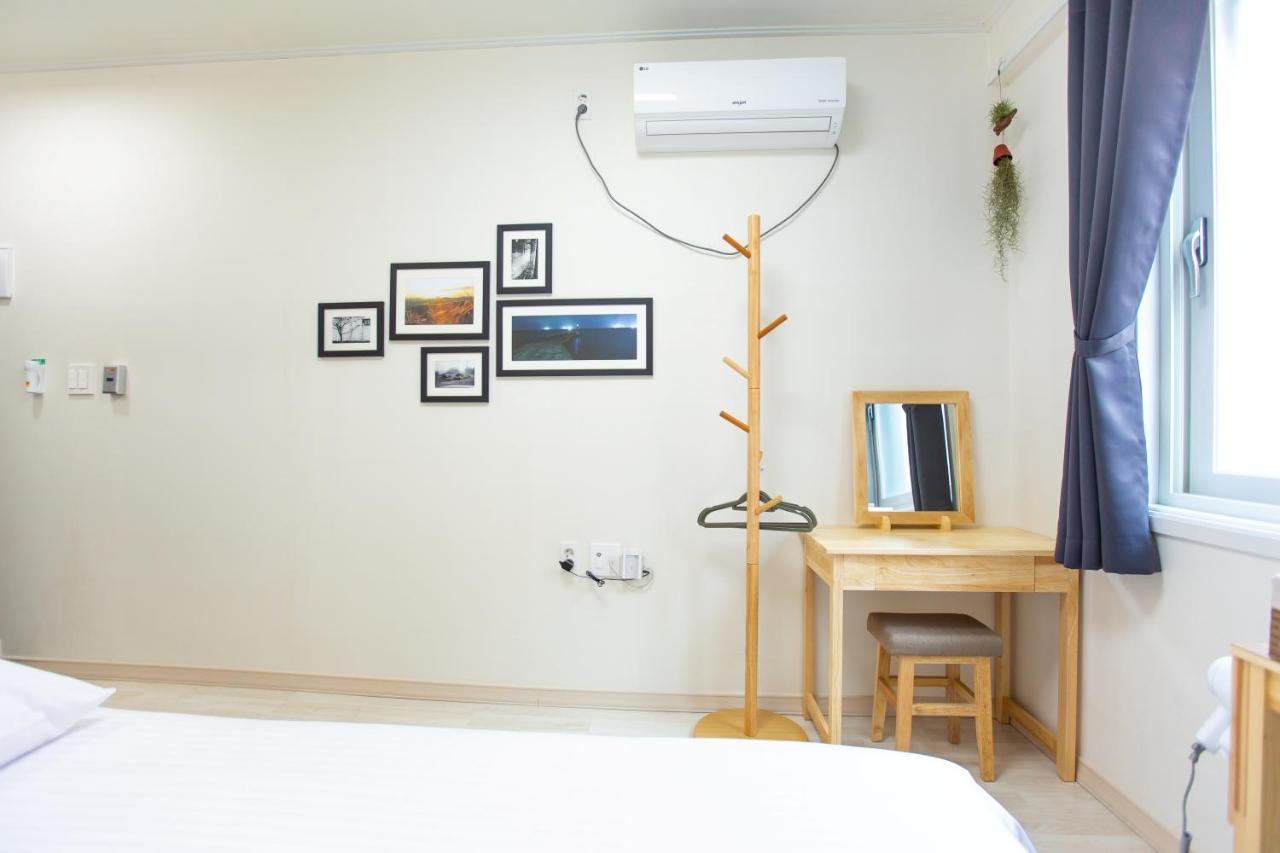 Hotel Gagopang Jeju Esterno foto